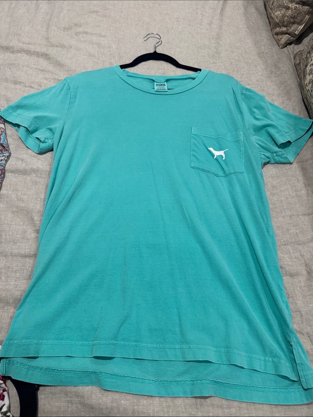 PINK Victoria's Secret Green Teal Short Sleeve Pocket Tee with White Dog Logo